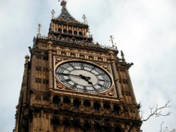 Up close and personal with Big Ben. Wallpaper