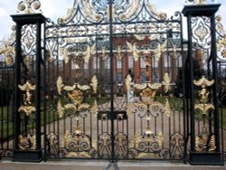 The gates of Kensington Palace, London Wallpaper