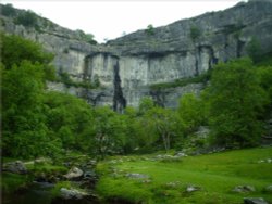 Malham Cove, Malham, Yorkshire Dales Wallpaper