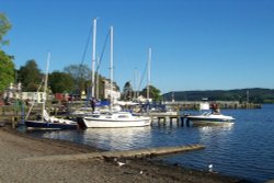 Water head, Ambleside, Windermere Wallpaper