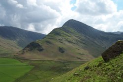 Fleetwith Pike from Buttermere Wallpaper