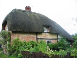Cottage, Mottisfont Wallpaper