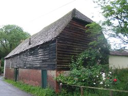 Old barn, Mottisfont Wallpaper