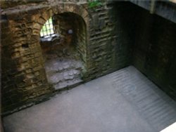 Peveril Castle, Castleton, Peak District. Taken 20-06-2005 Wallpaper