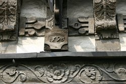 Harvard House detail Wallpaper