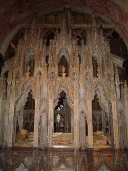 One of many tombs located in Gloucester Cathedral.