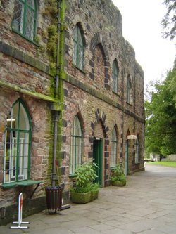 Berkeley Castle Tearoom