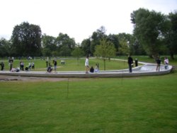 Princess Diana's Memorial, Hyde Park, London Wallpaper