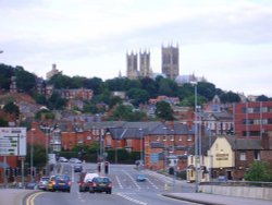 The Cathedral on the hill at Lincoln. It can be seen for some 20 miles in most directions. Wallpaper