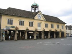 17th Century Market Hall in Tetbury Wallpaper