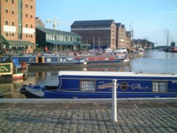 Moorings at Gloucester Dock Wallpaper