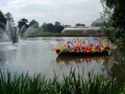 Glass art, Kew Gardens Wallpaper