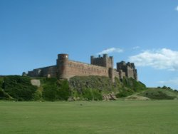Bamburgh Castle, Bamburgh, Northumberland Wallpaper
