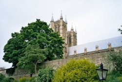 Lincoln Cathedral Wallpaper