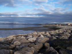 View over Morecambe Bay from Morecambe Promenade 01/01/06 Wallpaper