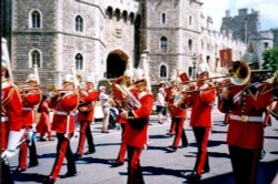 Changing of the Guard in Windsor Castle Wallpaper