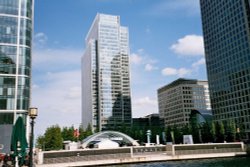 London - Docklands, Canary Wharf, June 2005 Wallpaper