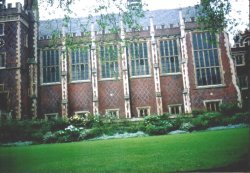 London - Lincoln`s Inn, Hall, May 1998 Wallpaper