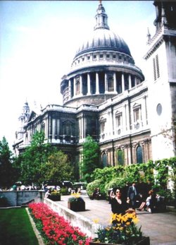 London - St Paul`s Cathedral, May 1998