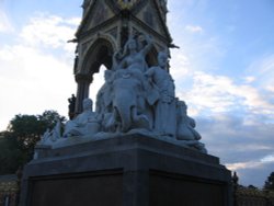 albert memorial , london Wallpaper
