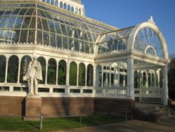 Palm House - Sefton Park, Liverpool Wallpaper