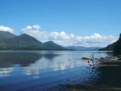 A Summers day at Bassenthwaite Lake, The Lake District, Cumbria 2005 Wallpaper