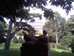 Sculpture in the grounds of Dartington hall, Devon Wallpaper