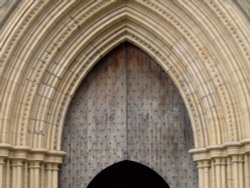 Ripon cathedral door Wallpaper