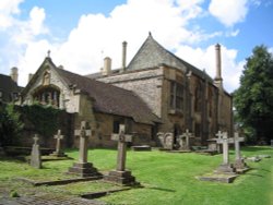 Southwell Minster Grounds, Nottinghamshire Wallpaper