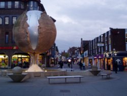 West Street in Horsham, West Sussex Wallpaper