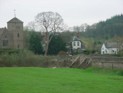 The village of Mordiford, Herefordshire. Mordiford bridge, Church and Post Office Wallpaper