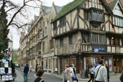 Ship street in Oxford, Oxfordshire Wallpaper
