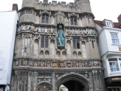 This is the gate to the Cathedral in Canterbury, Kent in Sept. of 2005 Wallpaper