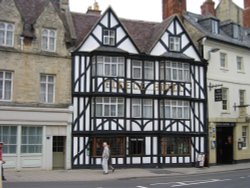 Fleece Hotel, Cirencester, Gloucestershire. Wallpaper