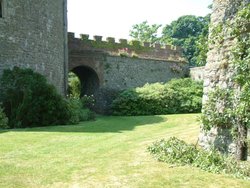 A picture of Walmer Castle & Garden Wallpaper