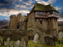 Stokesay Castle in Shropshire Wallpaper