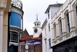 Tunbridge Wells - The Pantiles and Church of King Charles the Martyr Wallpaper