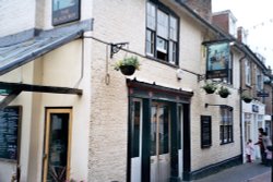 Sevenoaks - The Black Boy Wallpaper