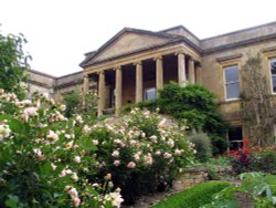 A picture of Kiftsgate Court Garden Wallpaper