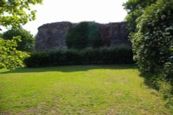 Saffron Walden Castle, Saffron Walden, Essex Wallpaper