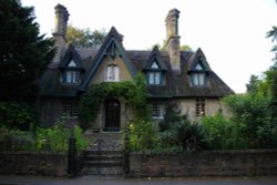Thatched House, Audley Road, Saffron Walden, Essex Wallpaper