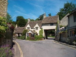 Castle Combe, Wiltshire Wallpaper
