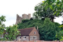 Lewes Castle, East Sussex Wallpaper