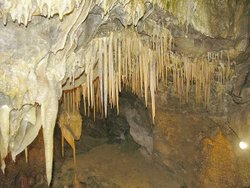 Stalactites, Treak Cliff Cavern, Castleton, Derbyshire. Wallpaper