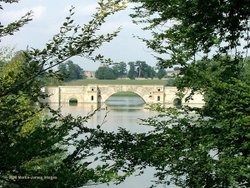 Blenheim Palace, Grand Bridge seen from West Wallpaper