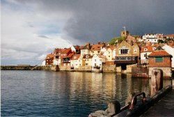 Whitby harbour, North Yorkshire Wallpaper