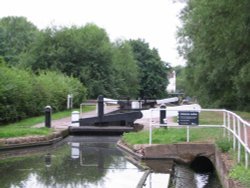 Staffordshire & Worcestershire Canal. August 2006. On a narrow boat towards our first lock.