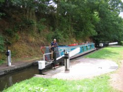 Staffordshire & Worcestershire Canal. August 2006. Inside the lock. No it is not too narrow.