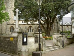 Sidmouth church, Sidmouth, Devon. Wallpaper
