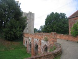 Hedingham Castle, Castle Hedingham, Essex Wallpaper